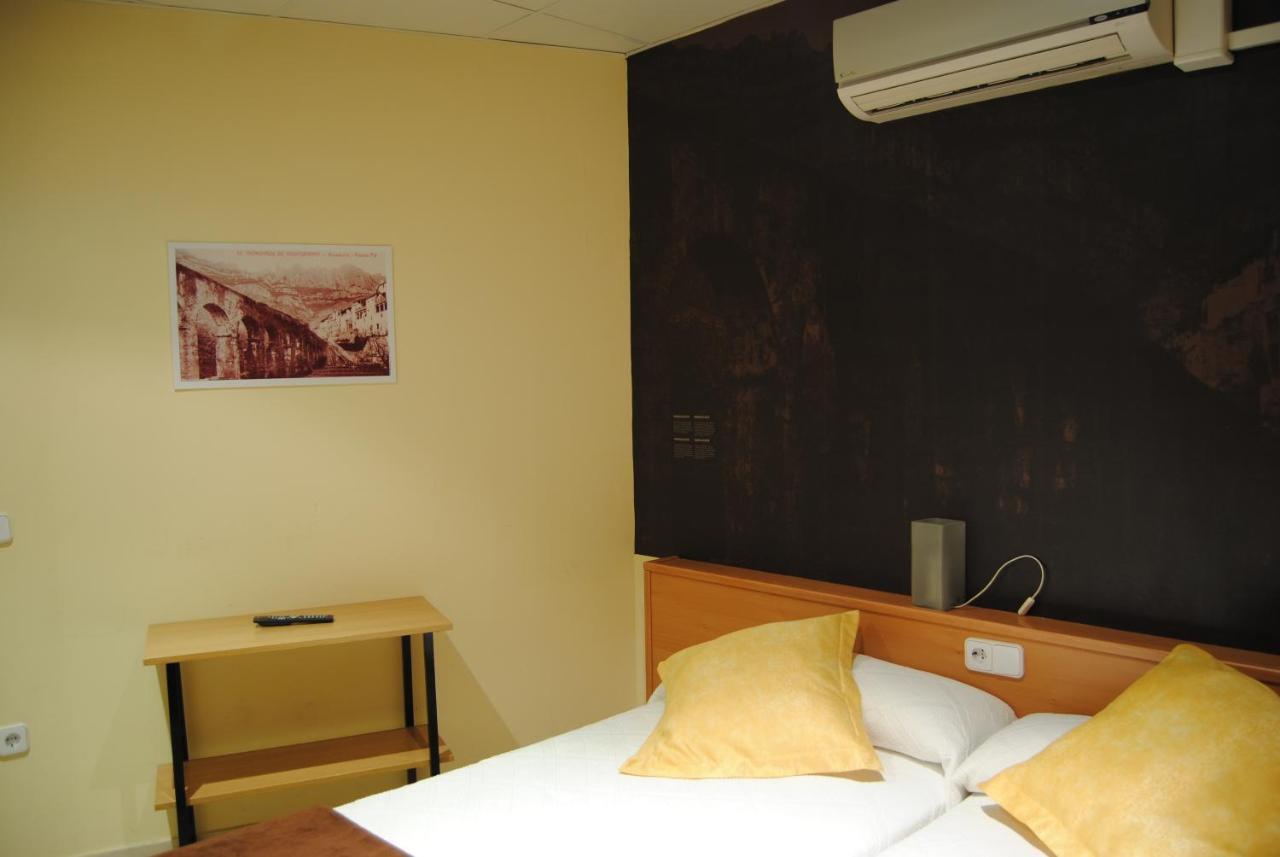 Guilleumes Montserrat Monistrol de Montserrat Room photo