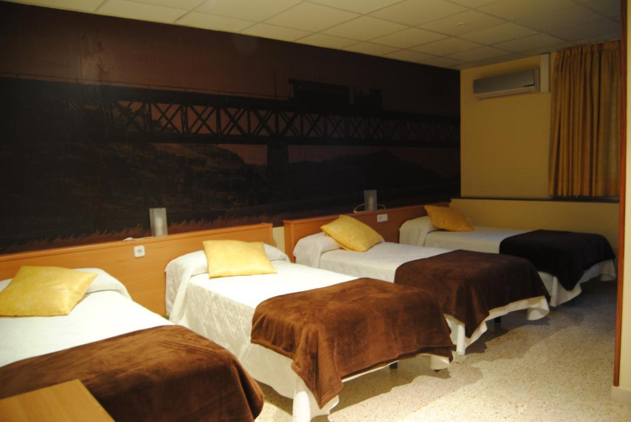 Guilleumes Montserrat Monistrol de Montserrat Room photo